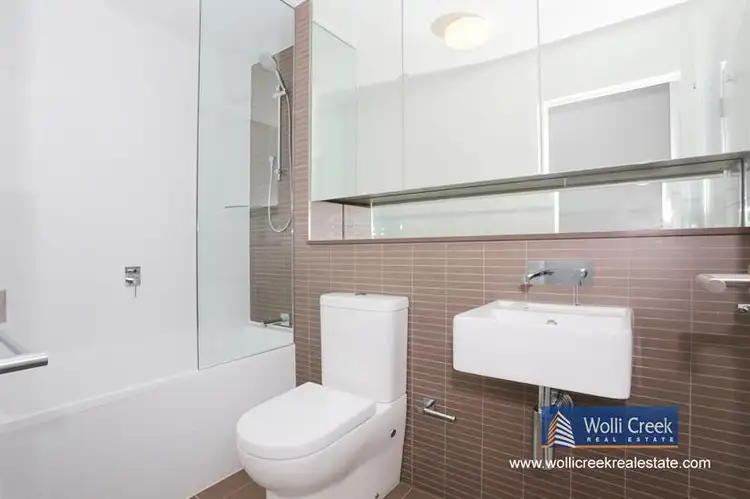 Fifth view of Homely apartment listing, 905/16 Brodie Spark Dr, Wolli Creek NSW 2205