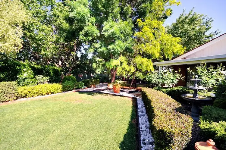 7 Tudor Pl, Dubbo NSW 2830