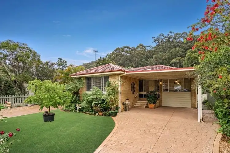 29 Bluefish Cres, Tascott NSW 2250