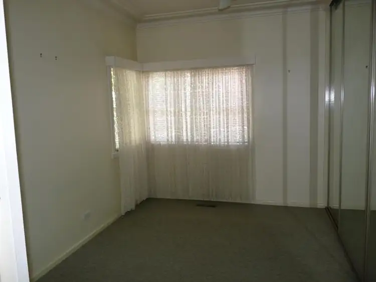 Fifth view of Homely house listing, 10 Fox Ave, Orange NSW 2800