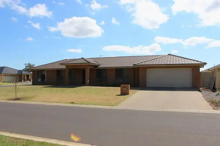 Main view of Homely house listing, 27 Durum Cct, Dubbo NSW 2830