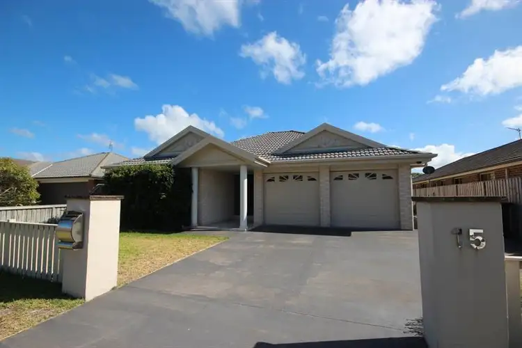 15 Matilda Ave, Tanilba Bay NSW 2319