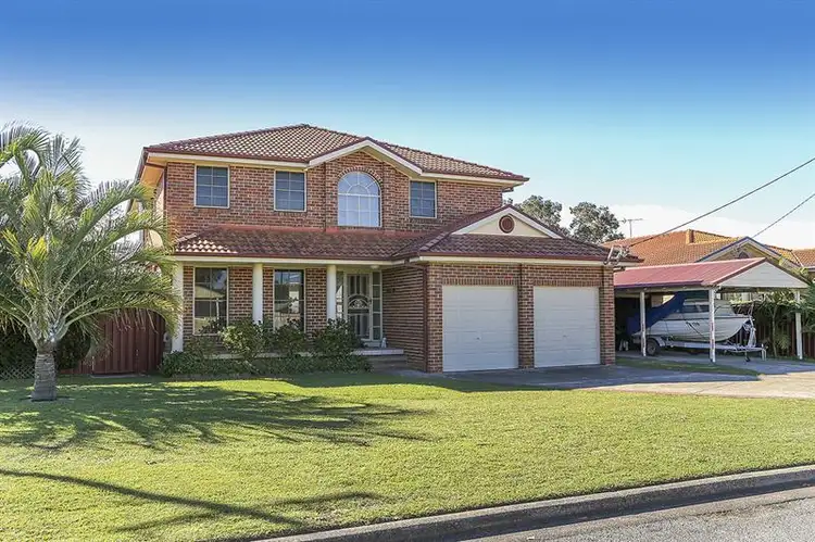 44 Sturt St, Swansea NSW 2281