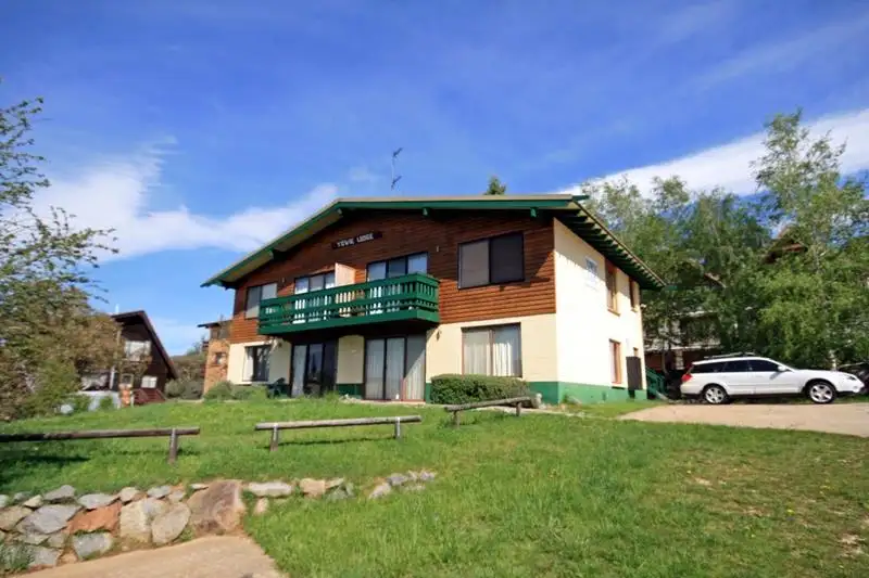 Main view of Homely unit listing, 2/26 Townsend St, Jindabyne NSW 2627