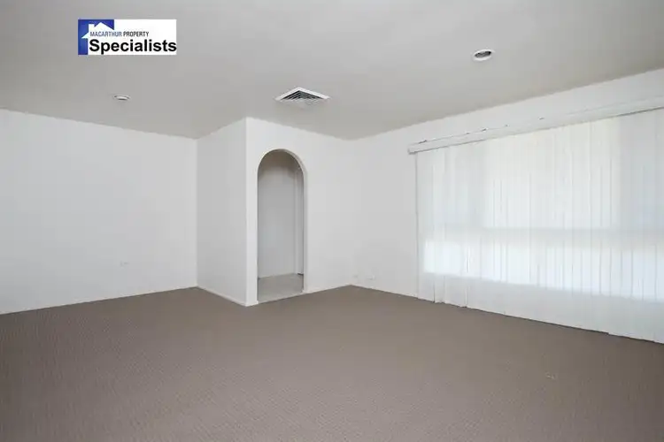 Third view of Homely villa listing, 19/7 Hanlon Cl, Minto NSW 2566
