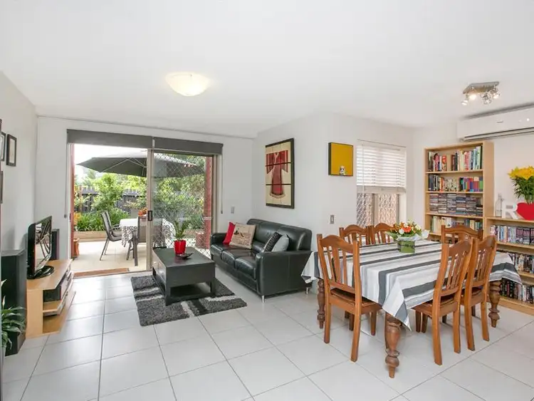 Fifth view of Homely apartment listing, 8/17 Ortive St, Yeronga QLD 4104