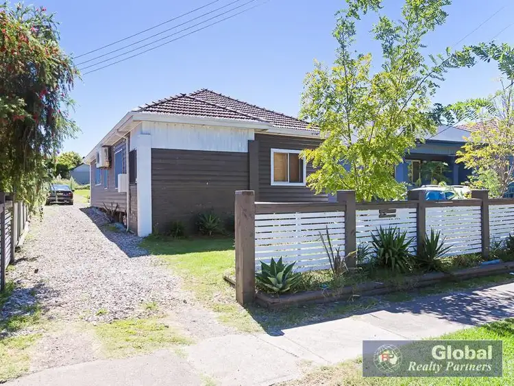 329 Maitland Rd, Mayfield West NSW 2304