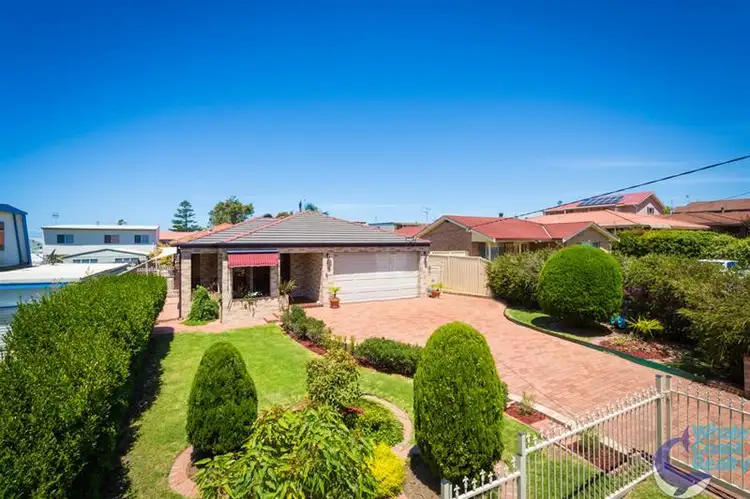 12 Sunset Bvd, Kianga NSW 2546