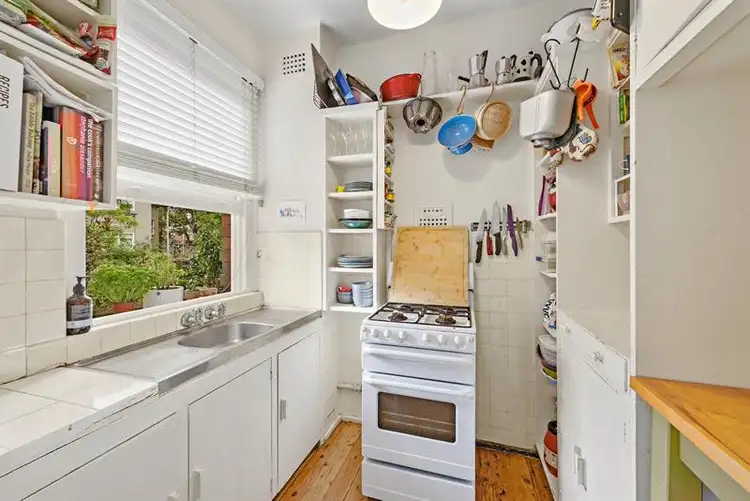 Fifth view of Homely studio listing, 10/2 Mcdonald St, Potts Point NSW 2011