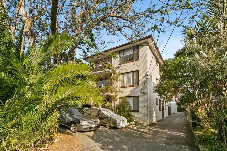 Main view of Homely unit listing, 10/6 Stuart St, Collaroy NSW 2097