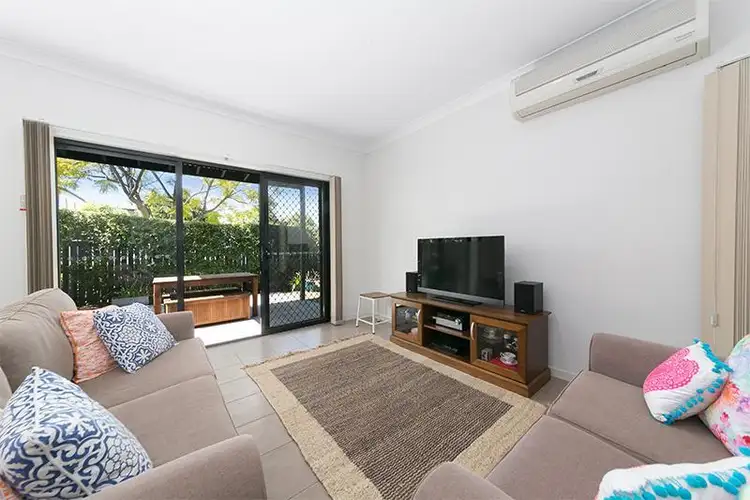 Sixth view of Homely townhouse listing, 1/58 Gustavson St, Annerley QLD 4103