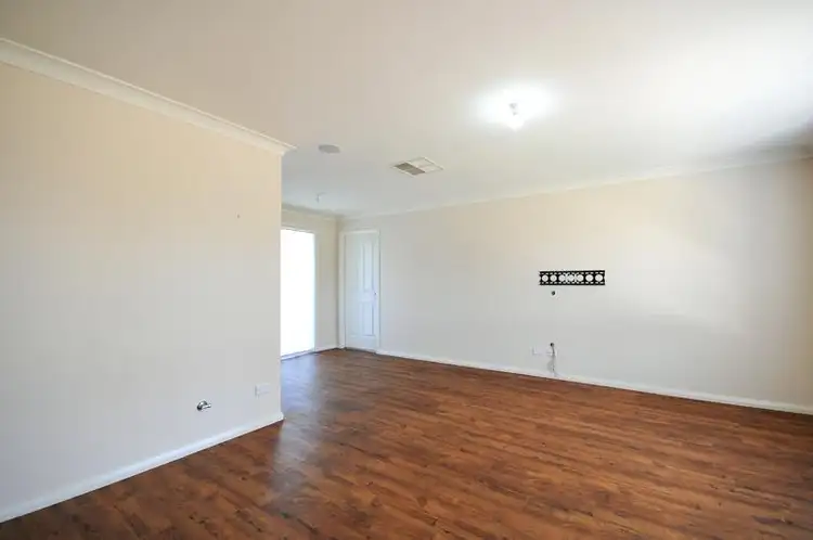 Fifth view of Homely house listing, 5 Daffodil Ct, Dubbo NSW 2830
