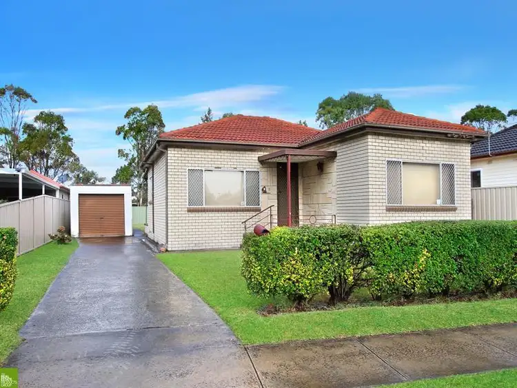 9 Elliotts Rd, Fairy Meadow NSW 2519
