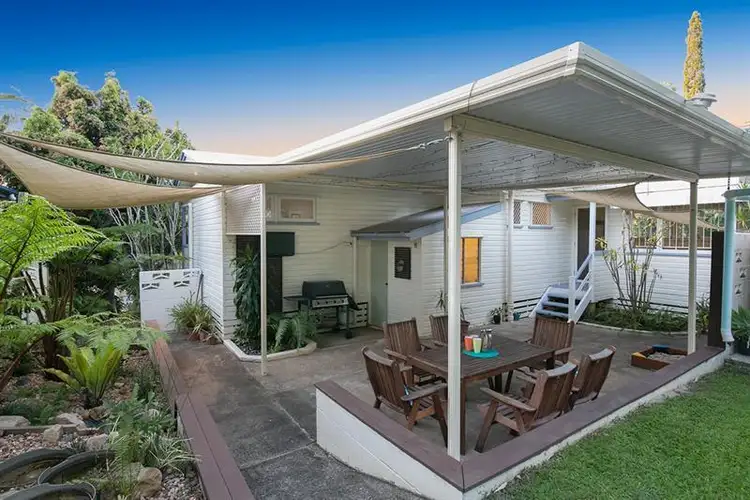 Second view of Homely house listing, 4 Brendon St, Tarragindi QLD 4121