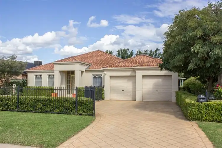 35 Castlereagh Ave, Dubbo NSW 2830