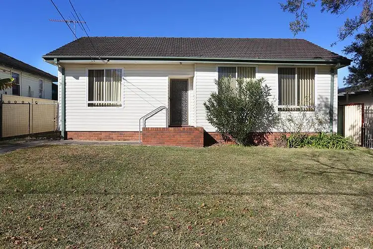 61 Gurney Rd, Chester Hill NSW 2162