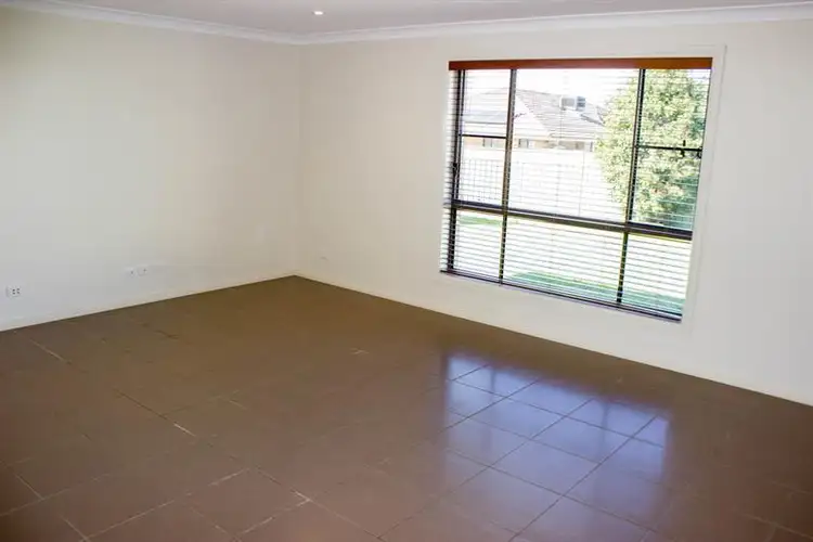 Fifth view of Homely house listing, 7 Ritz Pl, Dubbo NSW 2830