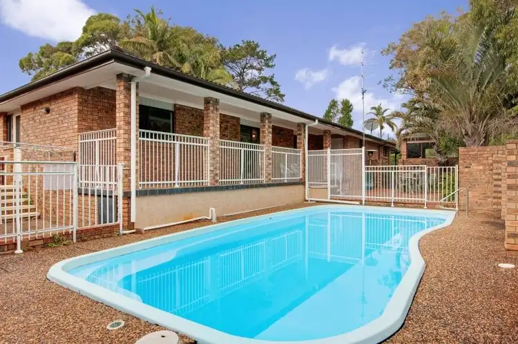 3 Geraldton Cl, Norah Head NSW 2263
