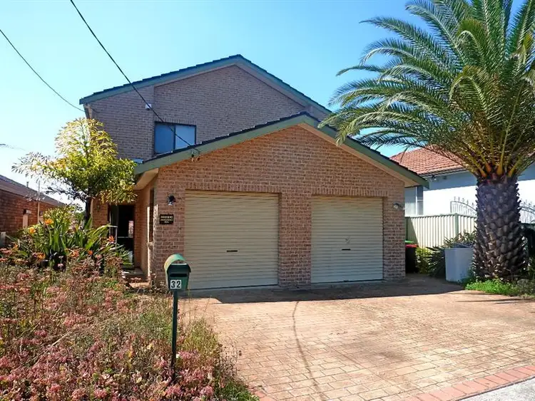 32 Ludgate St, Roselands NSW 2196