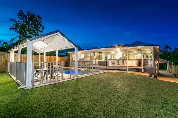 Second view of Homely house listing, 32 Prior St, Tarragindi QLD 4121