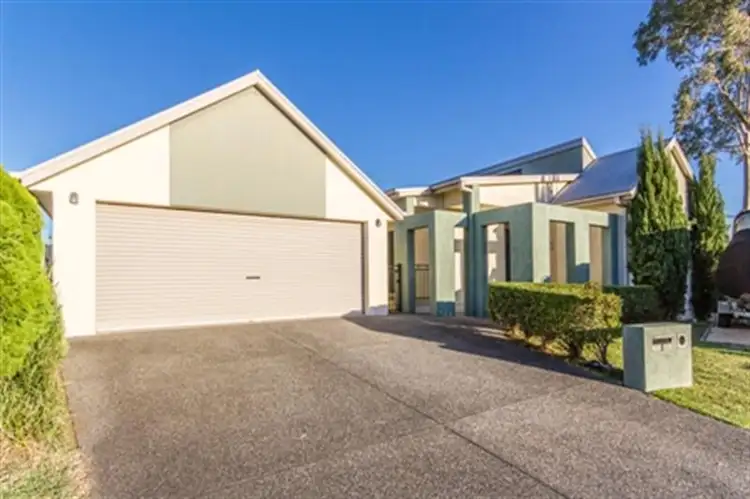 8 Lilac Cl, Fletcher NSW 2287