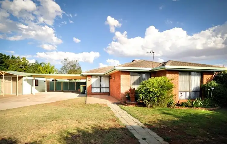 36 Royal Pde, Dubbo NSW 2830
