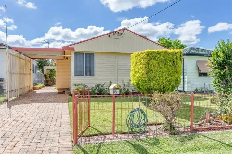 28 Croudace St, Edgeworth NSW 2285