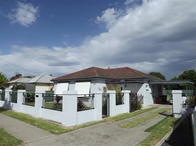1058 Waugh  Rd, North Albury NSW 2640