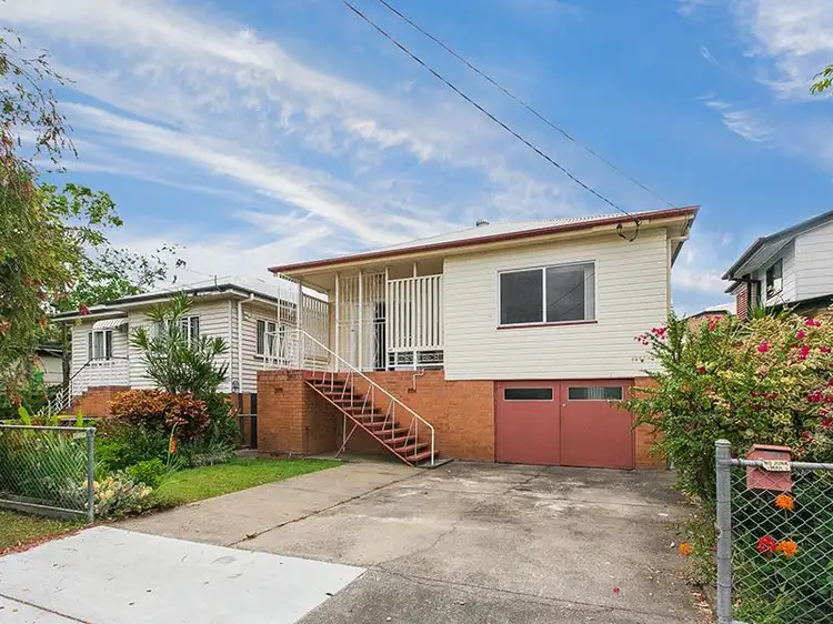 26 Jubilee St, Greenslopes QLD 4120