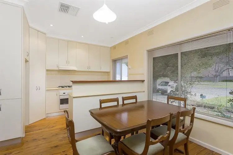 Sixth view of Homely unit listing, 2/506 Thurgoona St, Albury NSW 2640