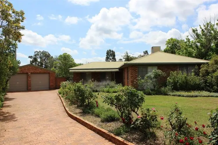 13 Cornwall Ct, Dubbo NSW 2830