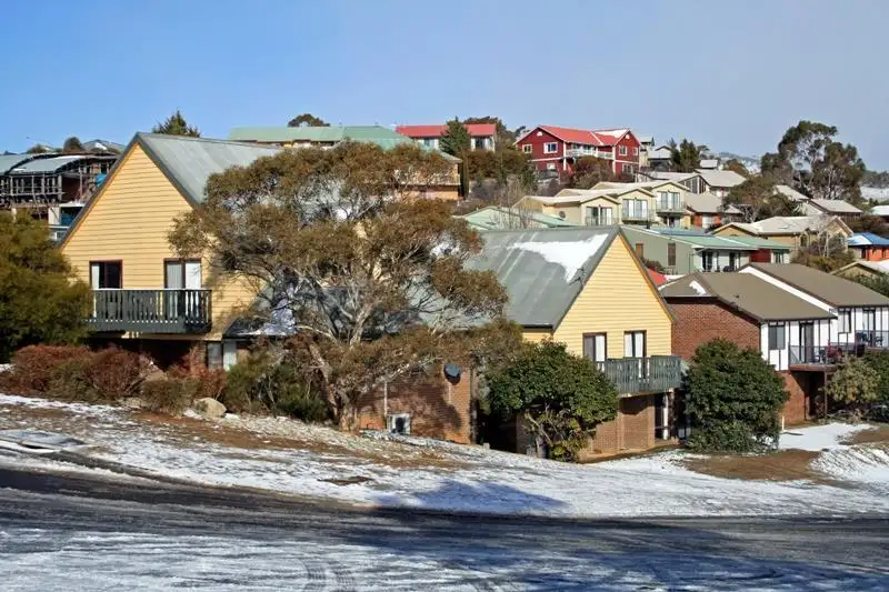 Main view of Homely apartment listing, 2/129 Gippsland St, Jindabyne NSW 2627