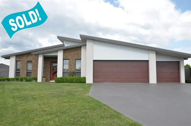 2 Bunya Cl, Orange NSW 2800