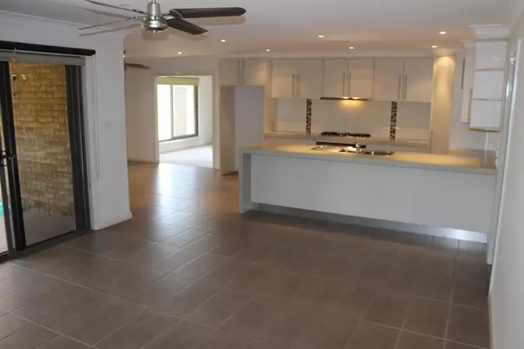 Sixth view of Homely house listing, 7 Hilton Pl, Dubbo NSW 2830