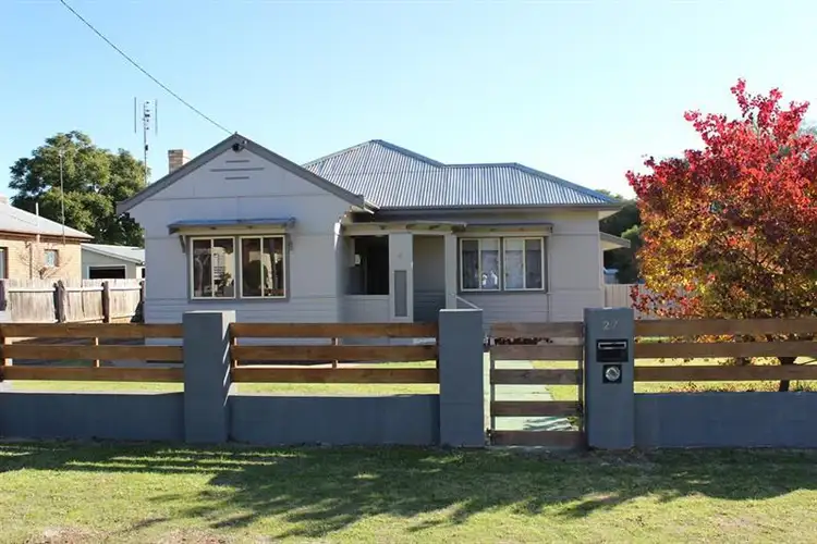 27 Taylor St, Dubbo NSW 2830