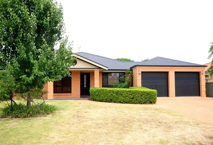 23 St Andrews Dr, Dubbo NSW 2830