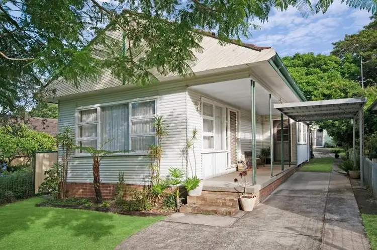 59 Phegan St, Woy Woy NSW 2256