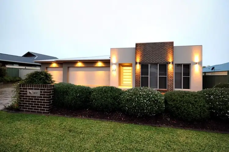 22 Carnegie Ave, Dubbo NSW 2830
