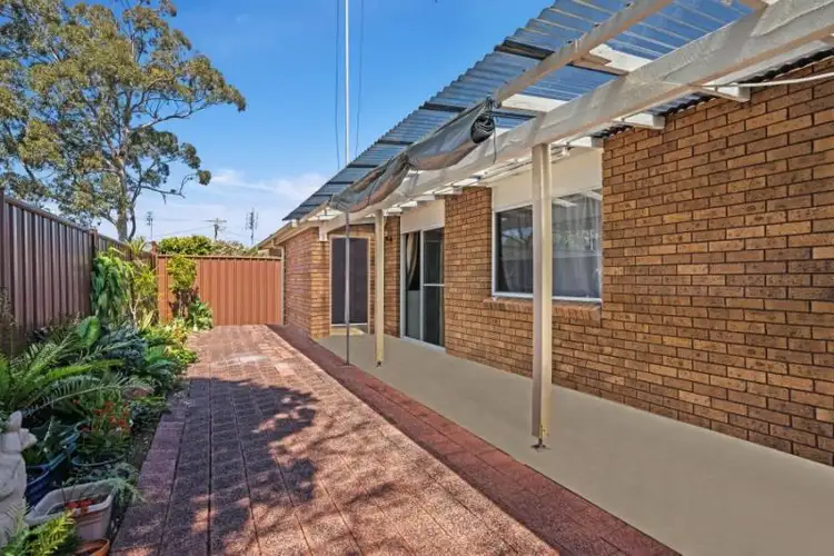 Sixth view of Homely villa listing, 2/16-18 Pratley St, Woy Woy NSW 2256