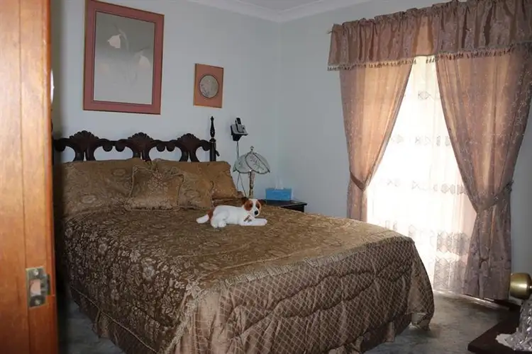 Fourth view of Homely house listing, 2 Maple Ct, Dubbo NSW 2830