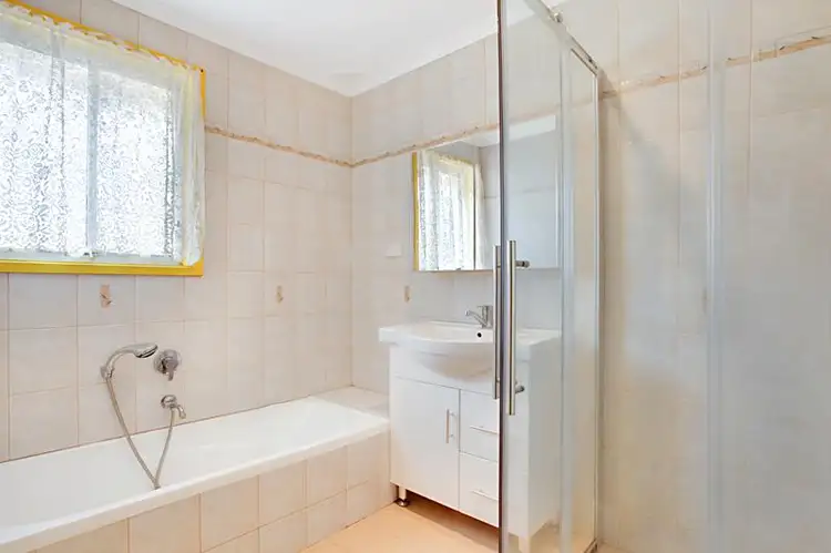 Fifth view of Homely house listing, 7 Lotus Pl, Macquarie Fields NSW 2564