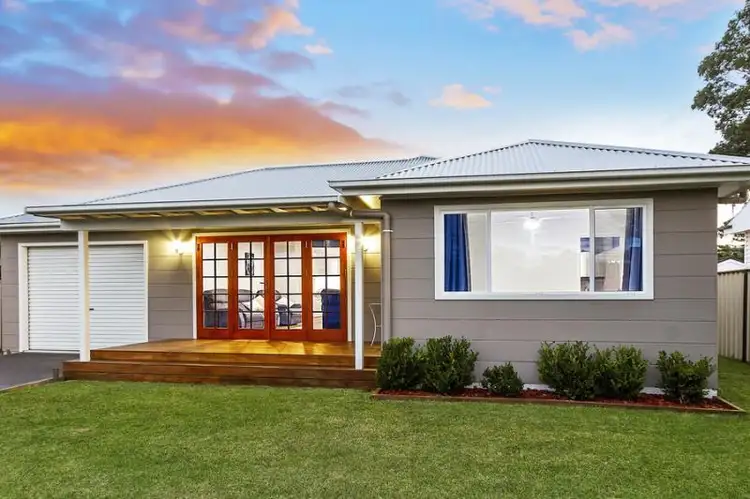 63 Dunban Rd, Woy Woy NSW 2256