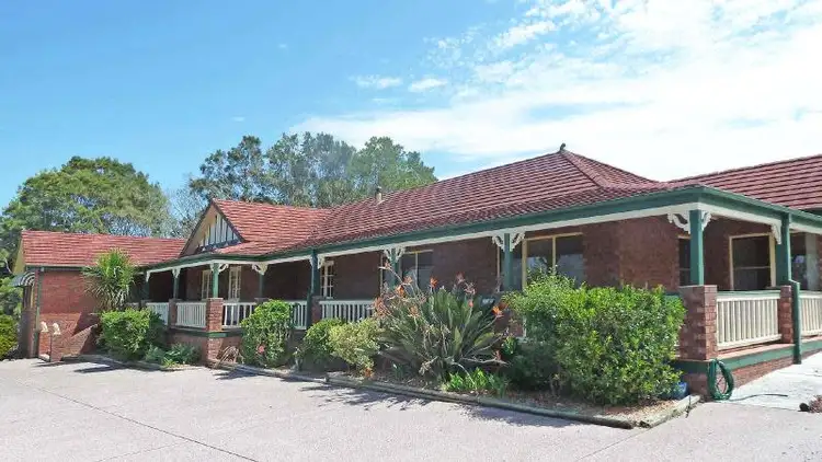 225 Cape Hawke Dr, Forster NSW 2428