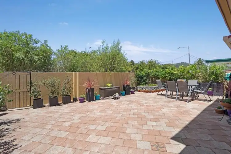 Fifth view of Homely villa listing, 1/53 Picnic Pde, Ettalong Beach NSW 2257