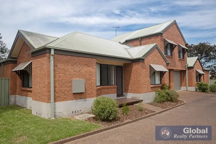 1/81 Myles Ave, Warners Bay NSW 2282