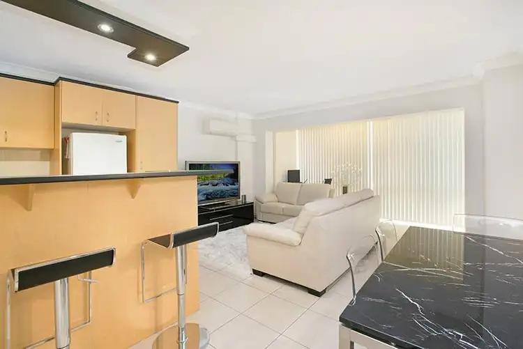 4/115 Park  Rd, Yeronga QLD 4104