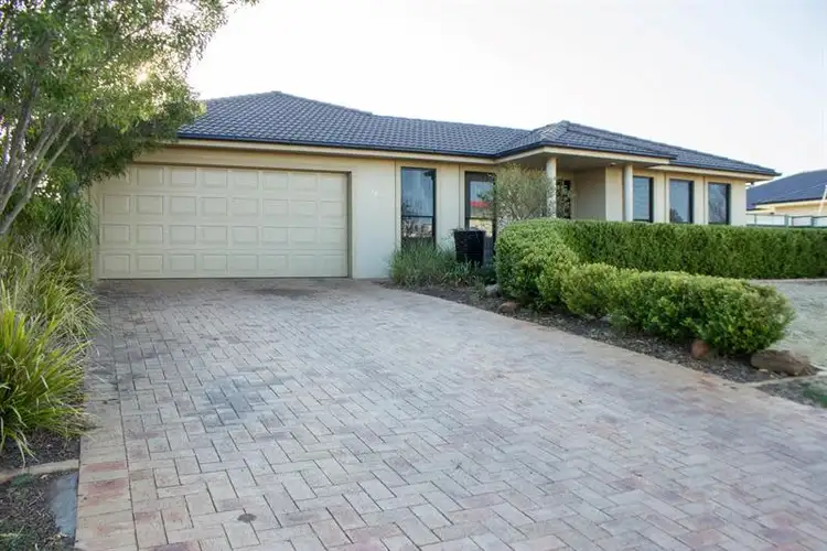 187 Baird Dr, Dubbo NSW 2830