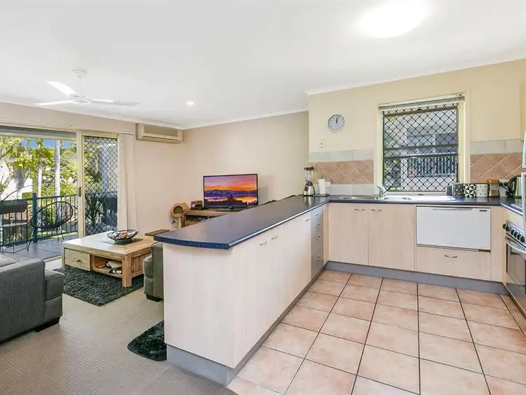 Second view of Homely apartment listing, 6/121 Ekibin Road, Annerley QLD 4103