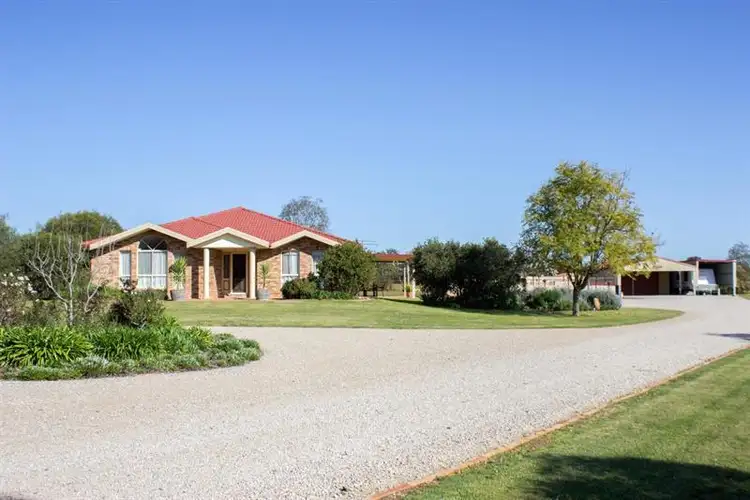 3R Dunlop Rd, Dubbo NSW 2830