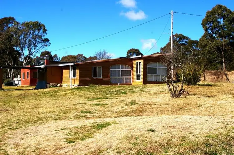 3 Mcdonalds Lane, Rocky River NSW 2358